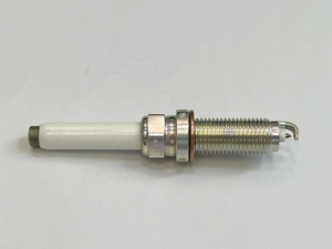 <span class=keywords><strong>KM</strong></span> PREMIUM NUEVA Bují<span class=keywords><strong>a</strong></span> de iridio platino A004 159 68 03 SILZKFR8C7S para <span class=keywords><strong>Mercedes</strong></span>-Benz con garantí<span class=keywords><strong>a</strong></span> de 80000km - Product Image 2