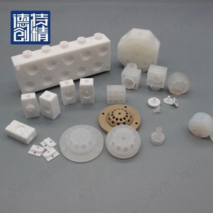 Plaque de vanne Dytron PTFE sur mesure pour le contrôle microfluidique en protection environnementale - Product Image 3
