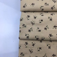 Tissu en flanelle de coton russe tissé léger imprimé floral pour chemises longues et pyjamas d'hiver pour garçons