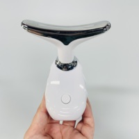 Appareil de lifting du visage moderne sans fil, masseur de cou, outil facial à micro-courant avancé, masseur facial rajeunissant