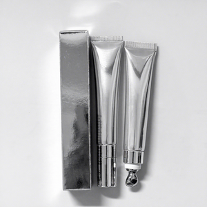 Tratamiento Labial Extremo en Tubo de 20 ml, Aumenta el Volumen de los Labios, Voluminizador de Labios con Etiqueta Privada - Product Image 1