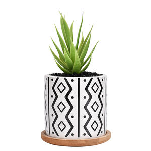 Maceta de Cerámica Geométrica Grande Hecha a Mano para Suculentas, Nueva Plataforma de Comercio Electrónico Transfronterizo, Decoración del Hogar Moderna, Mate, Pequeña - Product Image 5