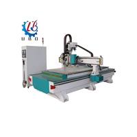 Machine de découpe CNC ATC disque de broche changement d'outil automatique machine de sculpture sur bois CNC automatique pour ligne de production