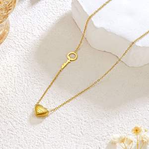 Collar con Llave y Corazón, Collar de Acero Inoxidable Chapado en Oro de 18k, Joyería de Moda Sencilla para Mujeres y Niñas - Product Image 3