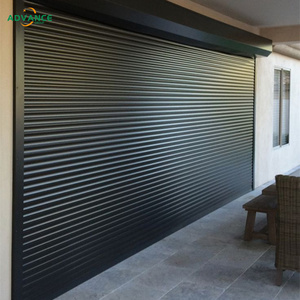 Puerta Enrollable <span class=keywords><strong>de</strong></span> Aleación <span class=keywords><strong>de</strong></span> Aluminio, Diseño Moderno, Sistema Motorizado para Fachada Arquitectónica - Product Image 2