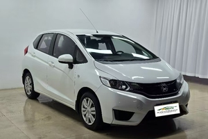 <span class=keywords><strong>Honda</strong></span> Fit 2016 de Segunda <span class=keywords><strong>Mano</strong></span>, 1.5L LX CVT Sedán Euro VI, 50,000-75,000 Millas, Volante a la Izquierda, Eficiente en Consumo de Combustible, Confiable, Económico, Compacto, Auto Urbano - Product Image 3