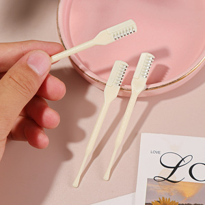 Tondeuse à poils <span class=keywords><strong>de</strong></span> <span class=keywords><strong>nez</strong></span> double tête portable pour homme et femme, tondeuse manuelle <span class=keywords><strong>de</strong></span> sécurité intégrée pour le nettoyage des poils <span class=keywords><strong>de</strong></span> <span class=keywords><strong>nez</strong></span> - Product Image 1