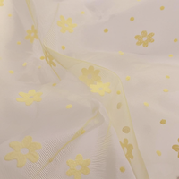 Haute qualité léger jaune Floral Dot Tulle tissu respirant tricoté flocage broderie pour la maison Textile vêtements de mode