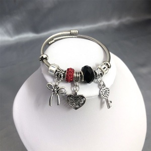 الجملة مصمم Diy زوجين سوار كريستال فراشة سحر الفولاذ مجوهرات سوار من الفولاذ للنساء - Product Image 3