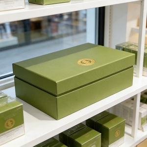 Custom Printed <b>Lid</b> and Base Clothes Retail Jewelry Box Rigid Paper <b>Gift</b> Packaging <b>Boxes</b> - Product Image 2