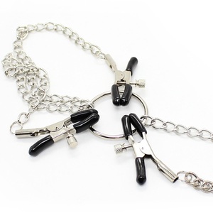 Morsetti Regolabili in Silicone a Forma di Y per Capezzoli e Clitoride per Donne - Product Image 4