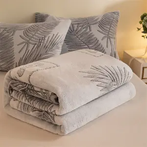 Reversible Grey 3D Back Print Floral Plush Flannel Bedspread Microfiber Soft Coral Fleece Blanket with Pillow