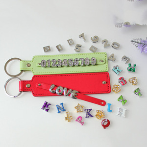 <span class=keywords><strong>Porte</strong></span>-clés <span class=keywords><strong>DIY</strong></span> 8 mm pour breloques à lettres coulissantes 8 mm, <span class=keywords><strong>porte</strong></span>-clés en <span class=keywords><strong>cuir</strong></span> PU, cadeau pour femmes, hommes, enfants, accessoires de fabrication de bijoux - Product Image 2