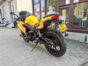 Motocicletas Usadas 2023 Réplica Yamaha <span class=keywords><strong>R3</strong></span> Motos 400cc a Gasolina Motocicleta Deportiva de Carreras <span class=keywords><strong>Moto</strong></span> de Calle - Product Image 4