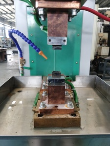 Soldadores de resistencia Cobre Conductor flexible Soldadura <span class=keywords><strong>molecular</strong></span> Polímero Neumático Difusión hidráulica Máquina de soldadura - Product Image 5