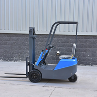 Chariot élévateur compact à trois roues pour les entrepôts d'exécution des commandes e-commerce