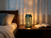 Lanterne en métal bleu sarcelle à découpes en forme de feuille, lanterne décorative portable en fer avec bordure dorée, option d'éclairage LED personnalisable