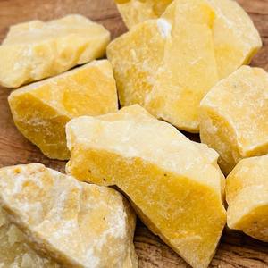 Vente en gros de pierres brutes d'aventurine jaune de haute qualité pour une décoration intérieure unique et des cadeaux de fêtes - Product Image 5