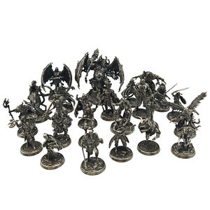 Miniature in Metallo all'Ingrosso per Dungeons and Dragons, Figure di Doppia Fazione: Signore dell'Inferno vs. Eroe della Luce Sacra per Giochi di Ruolo - Product Image 1