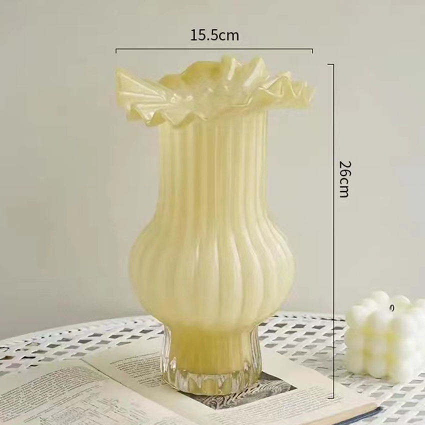 สีเหลือง