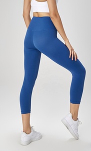 Mallas Capri de cintura alta sin costura frontal para mujer, mallas de entrenamiento para yoga y gimnasio - Product Image 5