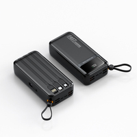 Banque d'alimentation 30000mAh 27000mAh Haute capacité Quatre sorties USB Chargeur portable universel PD20W avec câbles