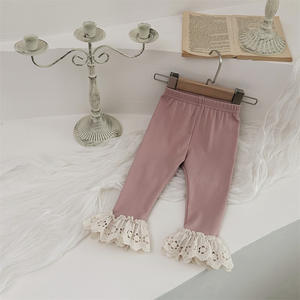 Vêtements d'hiver pour bébé de couleur unie, pantalons évasés en dentelle pour filles, leggings mignons en coton pour bébés, printemps et automne - Product Image 6