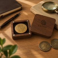 Boîte en bois de noyer personnalisée, boîte à monnaie en noyer noir massif avec couvercle magnétique, emballage cadeau de luxe fait main, vente en gros