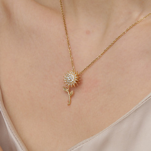 <span class=keywords><strong>Collar</strong></span> de Moda con Cadena de Acero Inoxidable y Zirconia, Diseño de <span class=keywords><strong>Girasol</strong></span> <span class=keywords><strong>Giratorio</strong></span> de Doble Capa para Mujer - Product Image 4