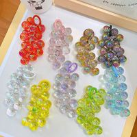 Porte-clés mignon en acrylique avec grappe de raisins perlée, breloque de sac pour couples, pendentif créatif pour voiture ou téléphone, pour femmes, emballé individuellement, vente en gros