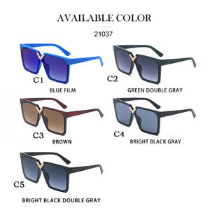 Gafas <span class=keywords><strong>de</strong></span> Sol Cuadradas Pequeñas <span class=keywords><strong>de</strong></span> Diseño <span class=keywords><strong>de</strong></span> Lujo BOOM <span class=keywords><strong>2021</strong></span> <span class=keywords><strong>para</strong></span> <span class=keywords><strong>Mujer</strong></span> con Protección UV400, Marco <span class=keywords><strong>de</strong></span> PC y <span class=keywords><strong>Lentes</strong></span> TAC - Product Image 4