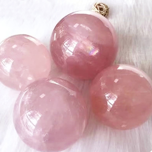 Grande sfera di cristallo rosa rosa di quarzo di roccia naturale Feng Shui sfera lucidata per la decorazione d'interni - Product Image 4