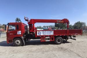 Grue montée sur véhicule 280 chevaux ST260 grue de transport d'équipement lourd pour l'exploitation minière à ciel ouvert - Product Image 4