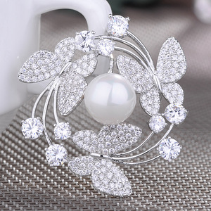 Luxus Zirkon Schmetterling Perle Runde Gold <span class=keywords><strong>Pin</strong></span> für Frau Modeschmuck Party Abendkleid Light Proof Button