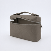 Élégante trousse de toilette en cuir PU avec fermeture éclair, organiseur de cosmétiques de voyage esthétique Clean Girl, pochette de toilette de luxe, cadeau pour elle