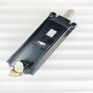 MDMDC22C5GAC เครื่องจักรชิบาอุระ มอเตอร์ AC รุ่น 1384-EV8YU-40 บอลสกรูไปยังสายพานมอเตอร์ MDMA302C2GA - Product Image 1