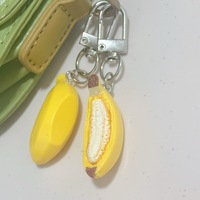 Gantungan Kunci Pisang Simulasi Grosir Pabrik, Liontin Buah Resin 3D, Model Makanan Lucu, Gantungan Tas, Cincin Kunci untuk Dekorasi Ransel, Hadiah