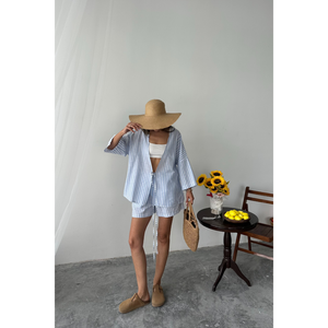 Conjunto de Túnica y Pantalones Cortos a Rayas Azules para Mujer, Nuevo Conjunto de Dos Piezas Ajustado por Encima de la Rodilla para Verano - Product Image 3