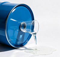 Liquide transparent automobile pour le nettoyage et le mélange des surfaces de peinture automobile