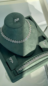 Conjunto de Collar con Hojas de Moissanita (Regalo Nupcial) Joyería para Mujer de Alta Calidad en Plata de Ley con Baño de Rodio Inspirada en la Naturaleza - Product Image 3