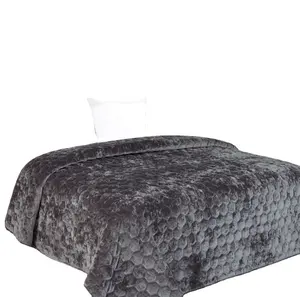 ใหม่ออกแบบดัตช์Vellvet 3Dโพลีเอสเตอร์เย็บผ้าคลุมเตียงกำมะหยี่อัลตราโซนิก100% ผ้าคลุมเตียงโพลีเอสเตอร์