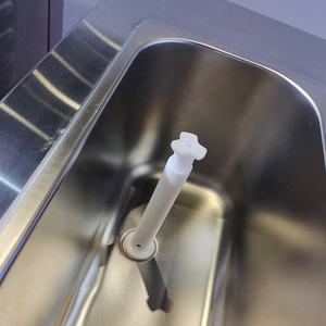 Machine à glaces <span class=keywords><strong>italienne</strong></span> à 3 mains pour faire des glaces molles, des cornettos, nouvelle machine à glaces pour les petites entreprises - Product Image 3