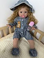 22 Zoll Reborn Baby-Puppe Realistische Neugeborenen-Puppe mit Weichem Vinyl-Kopf und Stoffkörper Kuschelbegleiter Geschenk für Mädchen