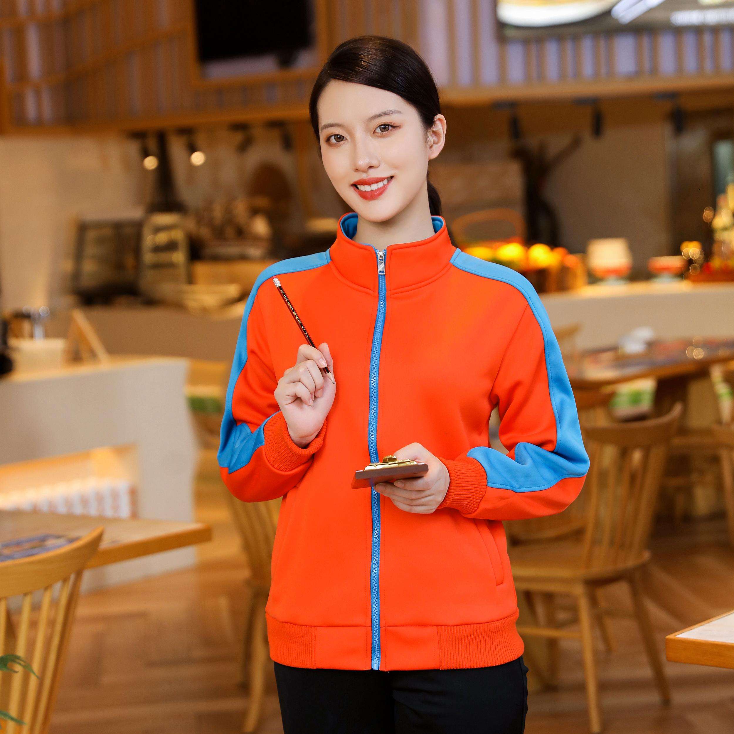 สีส้ม + น้ำเงิน