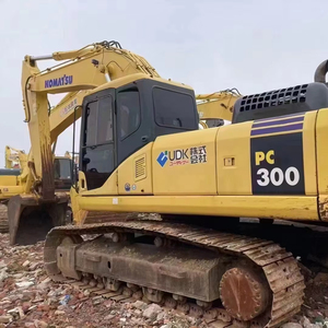 Excavadora de cadenas usada Komatsu PC300-7 reacondicionada con inspección por video - Product Image 1