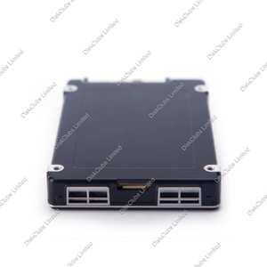 Disque SSD d'entreprise haute capacité PM1735 6,4 To 2,5 pouces U.2 PCIe NVMe Gen 4 PCIe 4.0 MZ-WLJ6T40 MZWLJ6T4HALA-00AD3 - Product Image 4