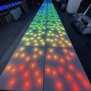 Piste de danse LED avec effet de fumée pour événements spéciaux, réceptions de mariage, spectacles et divertissements - Product Image 1