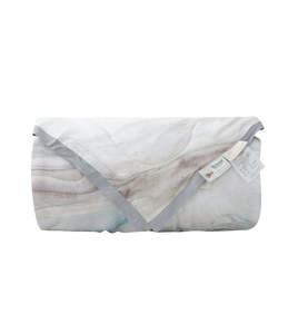 Couvre-lit élégant en soie Tencel à imprimé marbré, garnissage 100% soie de mûrier double cocon, jeté de lit lavable pour toutes les saisons - Product Image 2