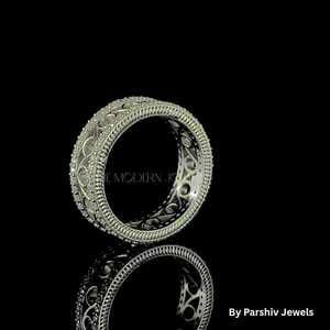 Fournisseur indien Bague de fiançailles intemporelle en diamant naturel, parfaite pour les occasions spéciales, disponible à prix d'exportation depuis l'Inde - Product Image 2
