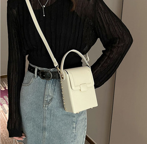 2023 Sac <span class=keywords><strong>A</strong></span> Main Femme sac de téléphone portable de haute qualité dames boîte carrée sac de messager Hit couleur femmes sacs à main - Product Image 4